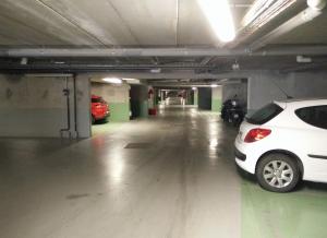 Place de parking à louer : 9b Rue du Moulin Vert, Vitry-sur-Seine, France