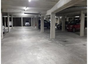 Place de parking à louer : 52 Avenue De Lombez, 31300 Toulouse, France
