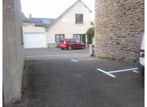 Place de parking à louer : 28 Rue Boulay Paty, 35200 Rennes, France