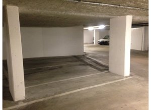 Place de parking à louer : 5 Avenue de Verdun, Châtillon, France