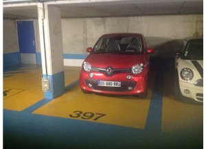 Location de Parking abrité : 159 Rue de l'Université, Paris, France