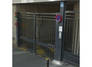 Place de parking à louer : 30 Rue Traversière, Paris, France