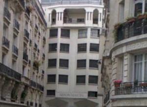 Place de parking à louer : 7 Rue de la Cavalerie, 75015 Paris-15E-Arrondissement, France