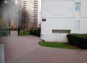 Photo du parking 2 Square Henri Regnault, Courbevoie, France