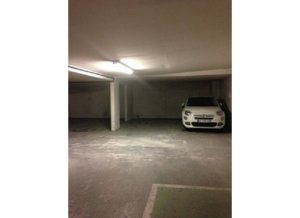 Place de parking à louer : 146 Rue de France, 06000 Nice, France