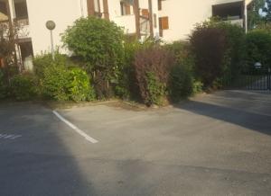 Place de parking à louer : 86 Chemin de Pré de Planche, 01280 Prévessin-Moëns, France
