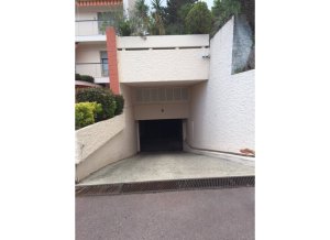 Location de Box / Garage : 11 Impasse des Cassiflores, Cannes, France