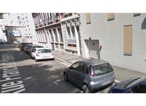 Place de parking à louer : 31 Rue Francis de Pressensé, 69100 Villeurbanne, France