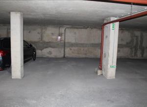 Location de Parking abrité : 1 Rue Mornay, 75004 Paris, France