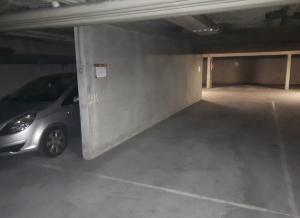 Place de parking à louer : 16 Rue Chinard, Lyon, France