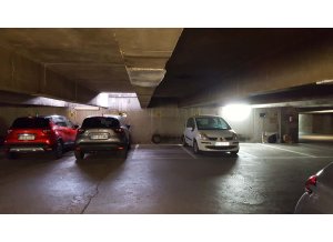 Location de Parking abrité : 3 Rue Claude Guy, 94200 Ivry-sur-Seine, France