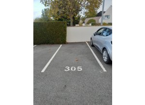 Place de parking à louer : 48 Rue Des Eveuses, 78120 Rambouillet, France
