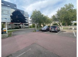 Place de parking à louer : 4 Rue De Quizac, 29200 Brest, France