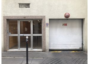 Photo du parking 16 Rue Pasteur, 75011 Paris, France