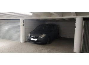 Place de parking à louer : 79 Avenue Pierre Brossolette, 92120 Montrouge, France